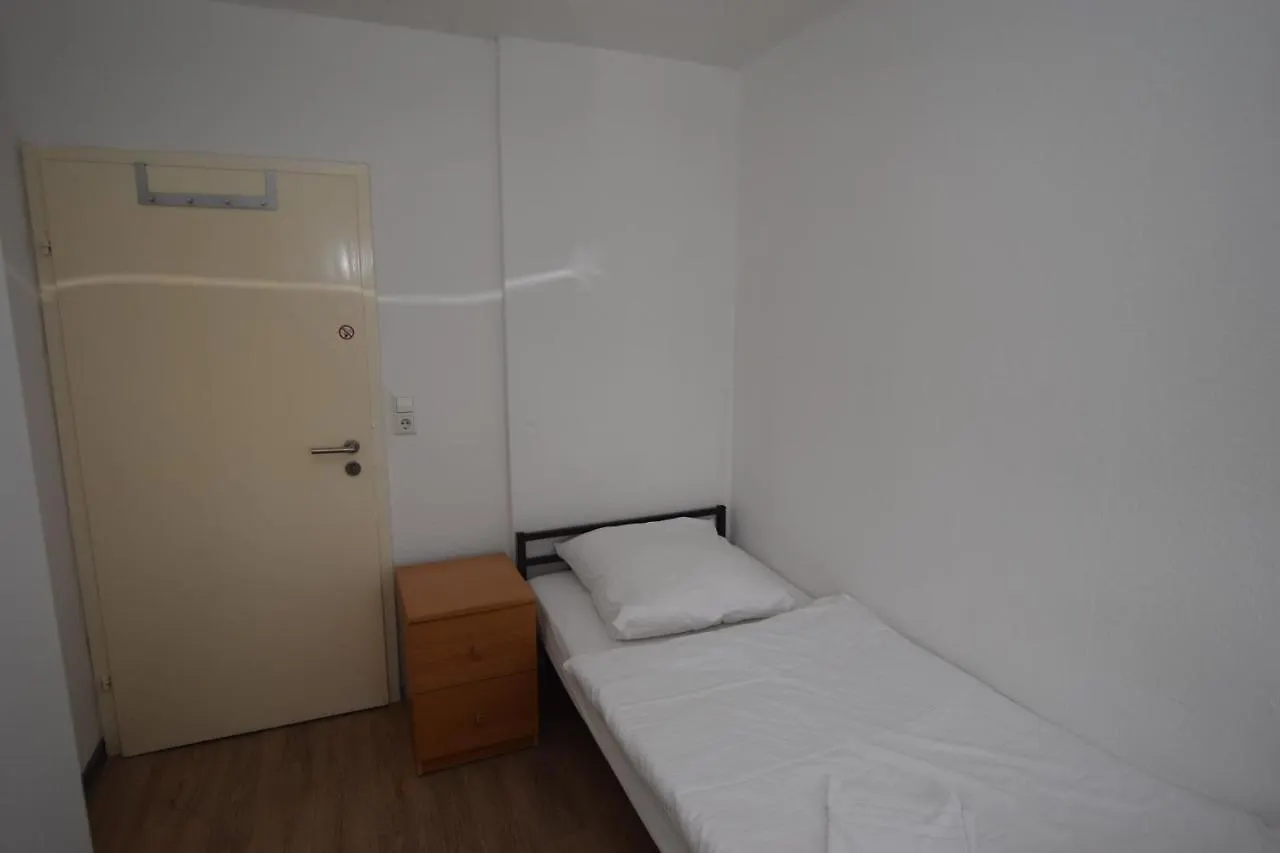 Feuerbach Zimmer Stuttgart